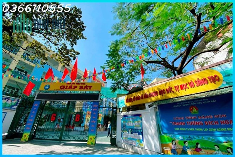 Nhà 4 Tầng, Đường Giáp Bát, Gần Trường Th, Giá Dưới 3 Tỷ!