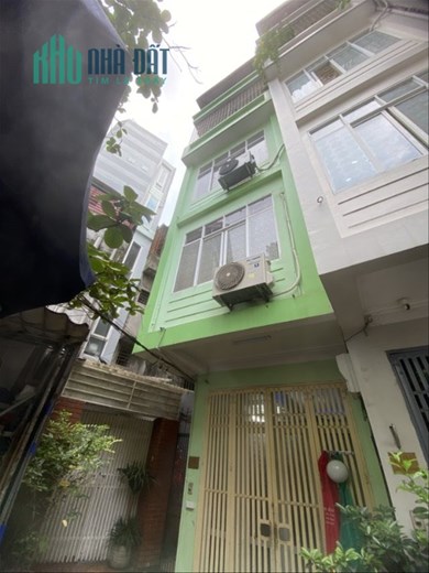 Bán nhà phố Tôn Đức Thắng Quận Đống Đa lô góc, phân lô 28m2x4 tầng chỉ 3.5 tỷ, lh 0938312111