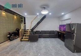 🍒BÁN NHÀ 3 TẦNG ĐẸP LUNG LINH - LÊ HỒNG PHONG - Q.10 - SÁT MẶT TIỀN - 4 TỶ( bớt lộc)