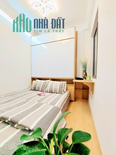 TRUNG TÂM PHỐ MINH KHAI QUẬN HAI BÀ TRƯNG NHÀ 5 TẦNG GIÁ: HƠN 1x TỶ NHÀ 3 P – NGỦ – CÔNG NĂNG SỬ