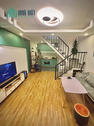 CHÍNH CHỦ BÁN LỖ CĂN NHÀ CỰC ĐẸP - DTSD 42M2 BTCT 2 TẦNG 2PN CỰC XINH