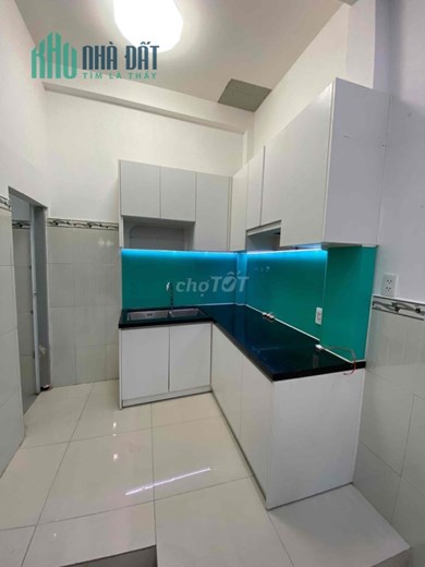 Nhà đẹp 2 lầu 3 phòng ngủ đường Nguyễn Sơn - 7.5 triệu