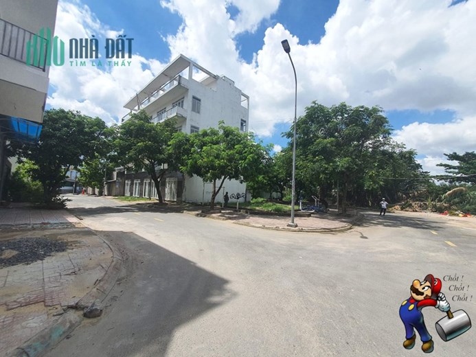 BÁN ĐẤT ĐƯỜNG 12M CÓ VỈA HÈ - KHU VIP PHÂN LÔ THẠNH XUÂN QUẬN 12 - NGANG HƠN 4M, 80M2 - CHỈ NHỈNH 4
