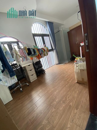 Nhà mới 5 phòng ngủ, hẻm thông ra Hoàng Hoa Thám.