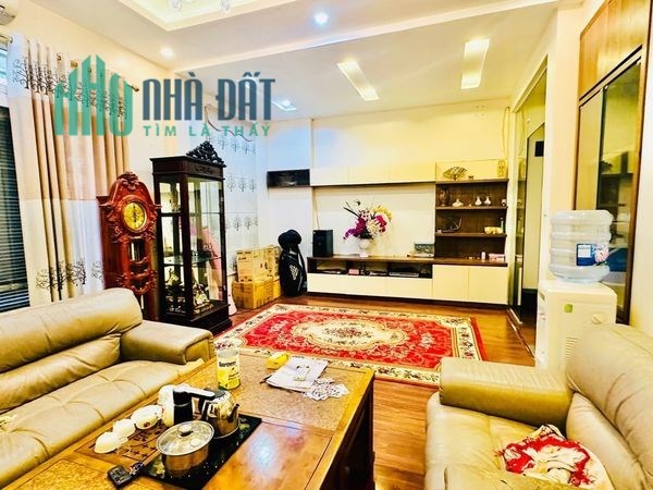 Bán nhà KĐT Sống Hoàng - 13 Lĩnh Nam 76m mt8m phân lô oto, kinh doanh