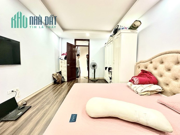 Bán nhà Xã Đàn 35m2 x 5 tầng, mt 5.1m, nhà đẹp ở luôn, nhỉnh 5 tỷ