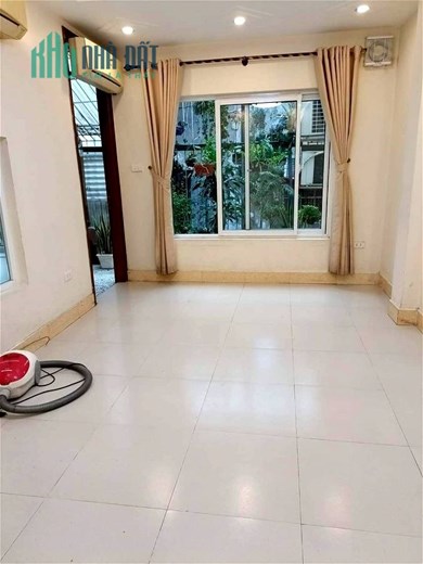 Bán Nhà Phố Vĩnh Hồ Quận Đống Đa. 50m Xây 5 Tầng Mặt Tiền 5.6m Nhỉnh 10 Tỷ. Cam Kết Ảnh Thật Mô Tả