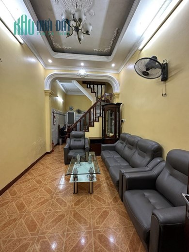 CHÍNH CHỦ CẦN CHO THUÊ NHÀ NGUYÊN CĂN PHỐ HÀO NAM 4 TẦNG, 35M2, 5 NGỦ, 3WWC, GIÁ 12.5 TRIỆU/THÁNG