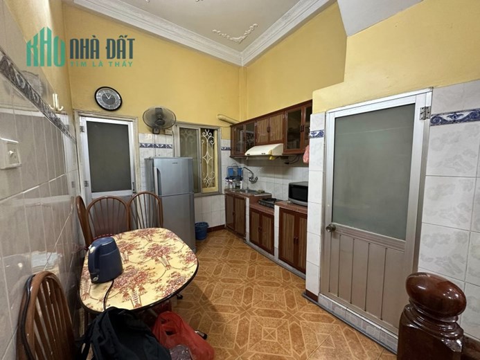 CHÍNH CHỦ CẦN CHO THUÊ NHÀ NGUYÊN CĂN PHỐ HÀO NAM 4 TẦNG, 35M2, 5 NGỦ, 3WWC, GIÁ 12.5 TRIỆU/THÁNG