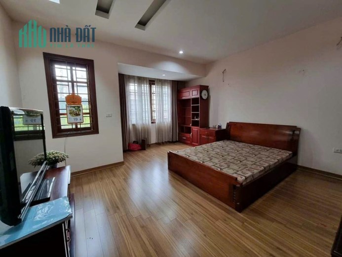 PHÂN LÔ VÍP TRẦN QUỐC HOÀN CẦU GIẤY - Ô TÔ TRÁNH - Ô CHỜ THANG MÁY - GẦN PHỐ - KDVP 45n, 5T, MT5,6