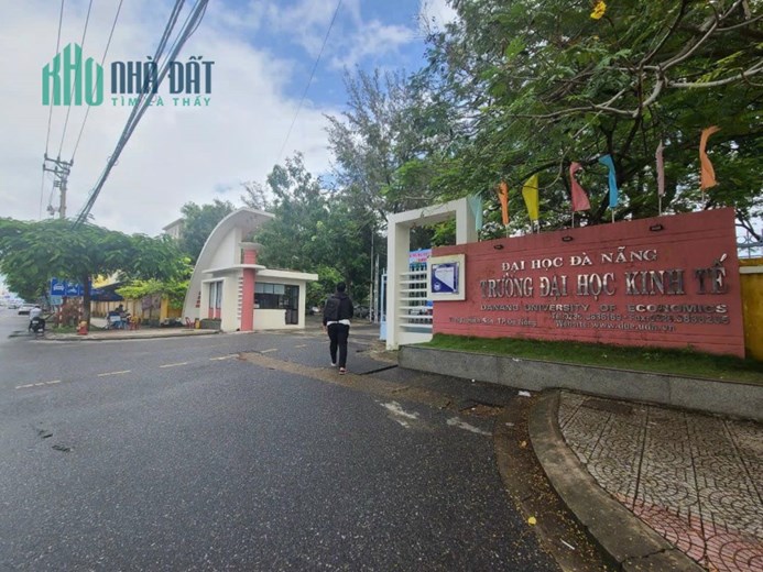 Tòa căn hộ 24 phòng + studio thu nhập gần 80 triệu/tháng ngay đối diện ĐH Kinh Tế Đà Nẵng.