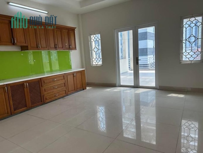 NHÀ TRUNG TÂM QUẬN 7, 4 TẦNG, 6X16M, ĐƯỜNG LỚN, Ô TÔ NGỦ TRONG NHÀ, NHỈNH 9 TỶ
