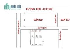 Xuất hiện 3 lô đất đường thông oto 7 chỗ vào tận nhà
Cách tỉnh lộ 429 100m
Cách trường học các cấp.