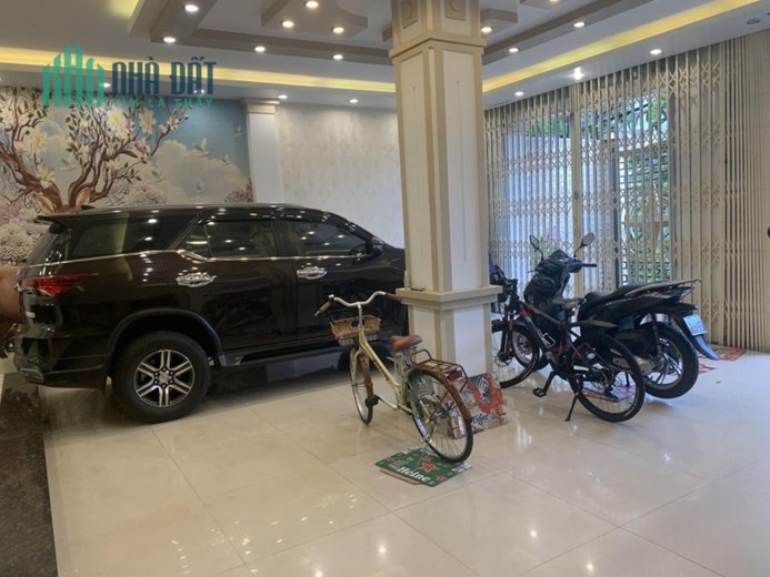 Bán nhà Biệt Thự  khu Cao Lỗ -  Phạm Hùng - Quận 8, DT: 8x20m, 4 Tầng, 6PN,  26,8 tỷ.