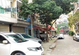 Bán nhà Phố Trung Hòa Quận Cầu Giấy. 50m Xây 4 Tầng Nhỉnh 12 Tỷ. Cam Kết Ảnh Thật Mô Tả Chính Xác.