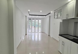 Giảm gần 1 tỷ, bán gấp Nhà 2 Mặt tiền Hưng Phú - Phạm Hùng, 40m2, 5 T -6PN, 8.6 tỷ.