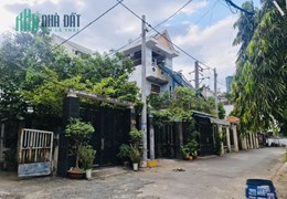 VỊ TRÍ TUYỆT ĐỈNH - HẺM NHỰA XE HƠI 7 CHỖ - NHÀ 2 MẶT THOÁNG - 3 TẦNG KIÊN CỐ - NGANG KHỦNG KHÓ