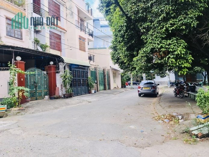 VỊ TRÍ TUYỆT ĐỈNH - HẺM NHỰA XE HƠI 7 CHỖ - NHÀ 2 MẶT THOÁNG - 3 TẦNG KIÊN CỐ - NGANG KHỦNG KHÓ