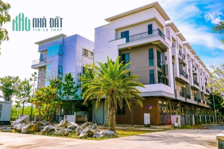 SHOPHOUES 75M XÂY 4 TẦNG, CHỈ CẦN 2 TỶ ĐÃ SỞ HỮU. SỔ HỒNG RIÊNG