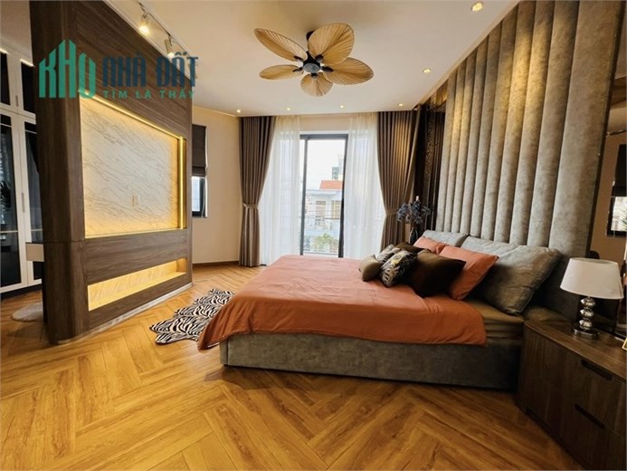 Siêu Phẩm 5 tầng Full nội thất – 2 Mặt tiền, Thống Nhất, Gò Vấp – 11.9 tỷ