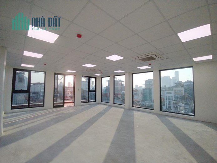 TÒA NHÀ VĂN PHÒNG 8 TẦNG MỚI XÂY NGAY KIM MÃ, ĐỘI CẤN, GIẢNG VÕ