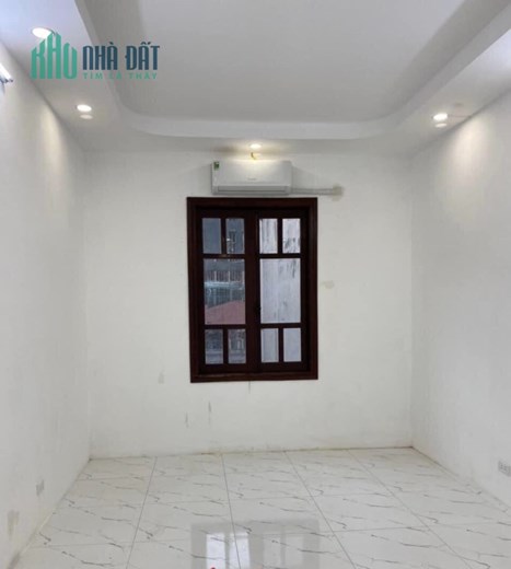 Bán nhà Ngõ chợ Khâm Thiên, ô tô con đậu, kinh doanh nhỏ 37m2x4 tầng nhỉnh 4 tỷ.