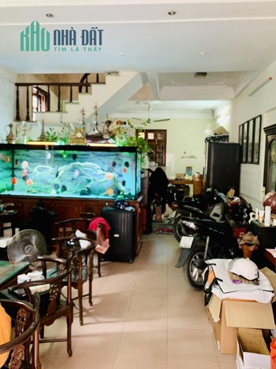 Bán Nhà Mặt Phố Hoa Bằng 67,3m2 x 3 tầng, 3 mặt thoáng, mặt Phố kinh doanh đỉnh cao, Chủ mới về xây
