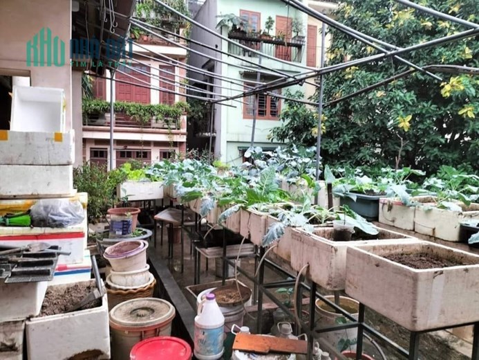 Bán Nhà Mặt Phố Hoa Bằng 67,3m2 x 3 tầng, 3 mặt thoáng, mặt Phố kinh doanh đỉnh cao, Chủ mới về xây