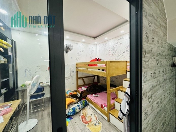 CHỦ ĐI ĐỊNH CƯ BÁN GẤP NHÀ 60M2 - 5 TẦNG MỚI - CHỈ 7 TỶ - P15 - GÒ VẤP-  HẺM XE TẢI - TẶNG FULL NỘI