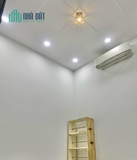 QUẬN 6 VỊ TRÍ MẶT TIỀN KINH DOANH SUNG DIỆN TÍCH 4Mx18M 3 TẦNG CHỈ 10 TỶ NHỈNH.