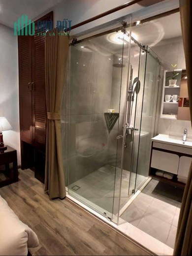 Bán khách sạn Khúc Thừa Dụ, Cầu Giấy, KD dòng tiền khủng, 150m, mặt tiền: 9m, 70 tỷ