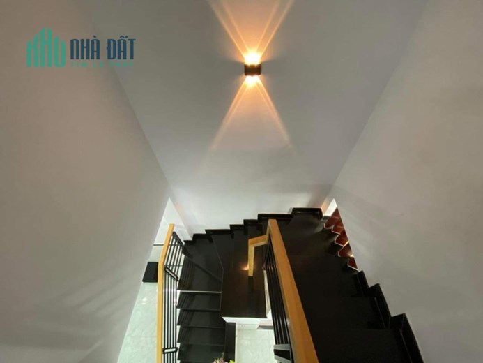 BÁN NHÀ PHẠM VĂN CHIÊU PHƯỜNG 9 - NHỈNH 3 TỶ NHÀ 2 TẦNG HẺM XE HƠI - NHÀ MỚI ĐẸP - SỔ A4 - GIÁ 3.65