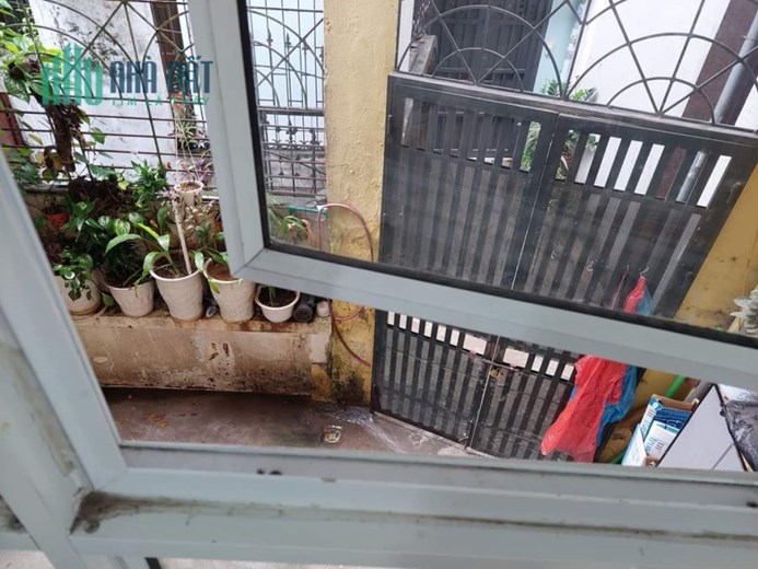 NGUYỄN VĂN HUYÊN - 32m2, 4 tầng, MT 3.8m - sát phố vuông vắn, nở hậu - 3.71 tỷ