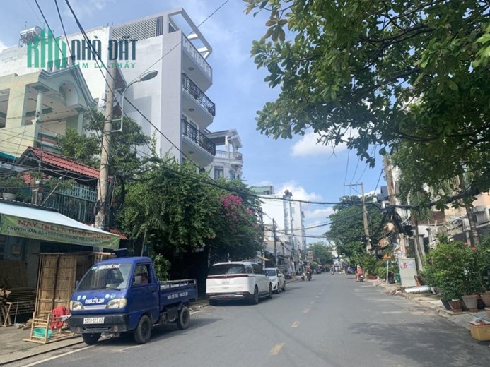 Bán nhà hẻm xe tải Phan Huy Ích 4 tầng 5 phòng ngủ giá chỉ 8 tỷ
