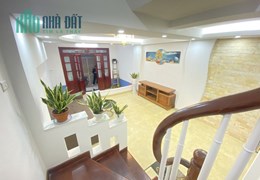 Cực hiếm. Bán nhà phố Đại Từ, Hoàng Mai. 30m2 x 4 Tầng. MT 4.5m. LÔ GÓC. GẦN Ô TÔ. 3 TỶ 2.
