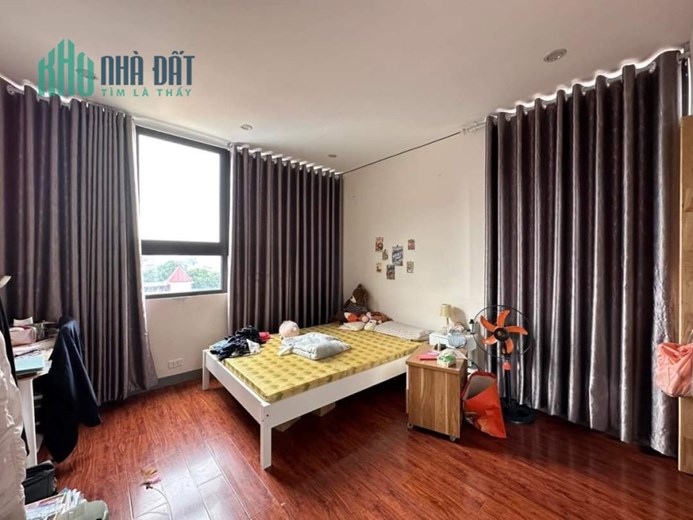 Bán Nhà Phố Lạc Long Quân Quận Cầu Giấy. 78m Xây 7 Tầng Giá Nhỉnh 18 Tỷ. Cam Kết Ảnh Thật Mô Tả
