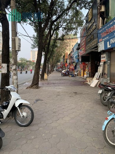 105m Nhỉnh 18 Tỷ Mặt Phố Hoàng Quốc Việt Cầu Giấy. Vỉa Hè Đá Bóng Kinh Doanh Siêu Đỉnh. Xây Căn Hộ