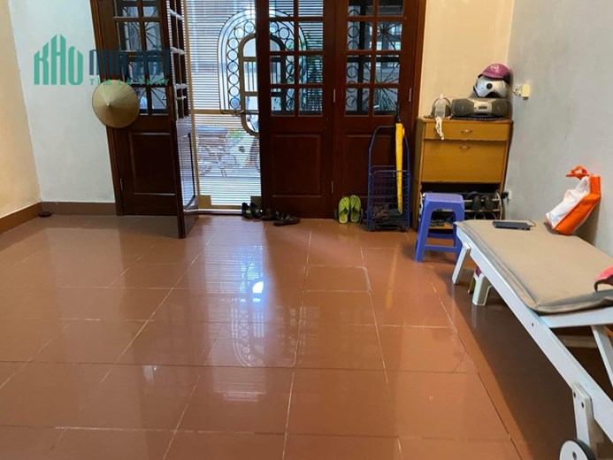 40m Mặt Tiền 4.5m Nhỉnh 10 Tỷ Phân Lô Ô Tô Chạy Vòng Quanh Phố Hoàng Quốc Việt Cầu Giấy. Nhà Chủ Tự