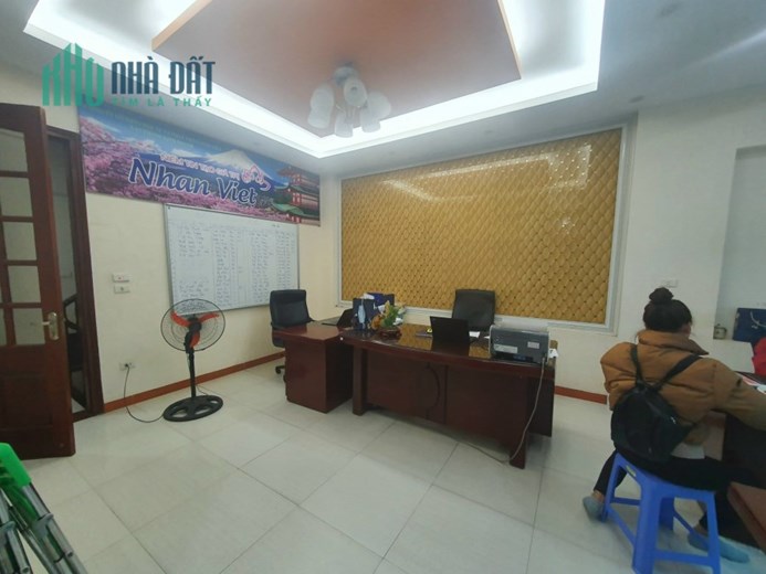 45m 6 Tầng Mặt Tiền 9.3m Nhỉnh 11 Tỷ Phân Lô Ô Tô Tránh. Kinh Doanh Bất Chấp. Gần Trường Đại Học.