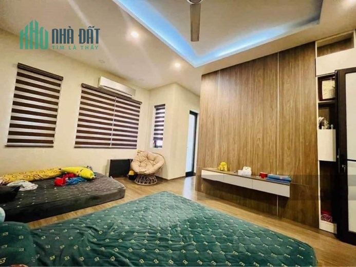 Nhà Trần Quang Diệu Hoàng Cầu Đống Đa 60m2 5 tầng MT 6m, ô tô tránh giá 13.9 tỷ (TL)