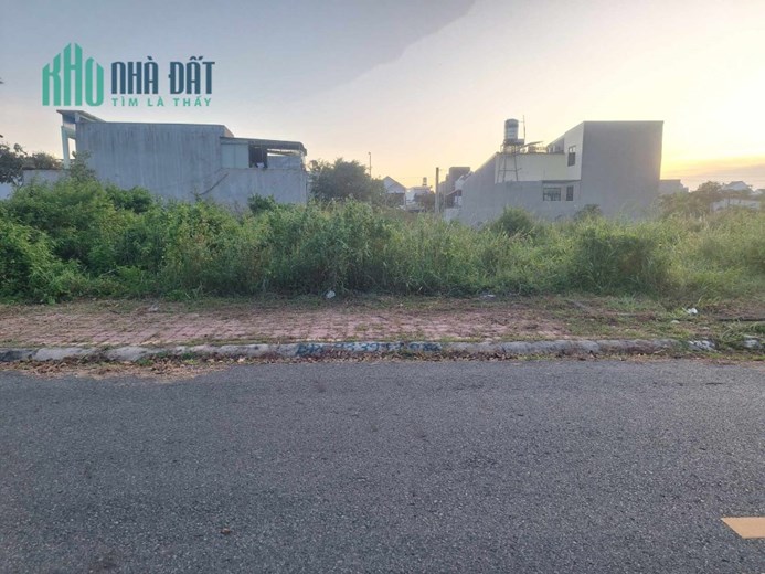 CHỦ NGỘP BÁN NHANH LÔ ĐẤT MẶT TIỀN LÊ ĐẠI HÀNH TP BÀ RỊA 126M/2TY1