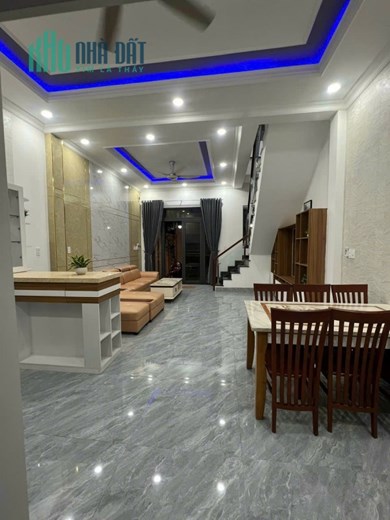 Cho thuê nhà lầu mới đẹp tại phường Phú Hòa, Thủ Dầu Một giá 11 triêu/tháng