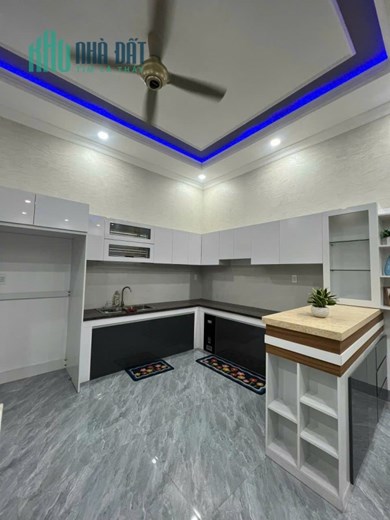 Cho thuê nhà lầu mới đẹp tại phường Phú Hòa, Thủ Dầu Một giá 11 triêu/tháng
