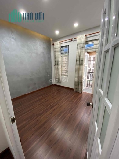 Cho thuê Nhà đẹp đường Nguyễn Sơn - 2 lầu 3PN - 7.5 triệu