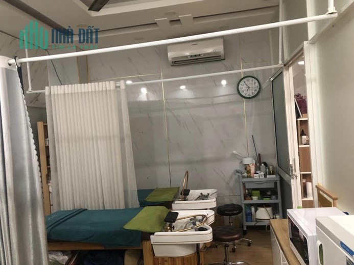 Mình cần sang lại Spa cho bạn nào yêu nghề chăm sóc sức khoẻ Vị trí: Đường Hoàng Diệu 2, P. Linh