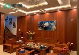 Bán nhà Nghi Tàm - Mặt Phố - kinh doanh - vỉa hè - 45m x 5 Tầng - MT 4m - vị trí đắc địa