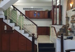 Bán gấp nhà Nguyễn Văn Nghi, Phường 7, Gò Vấp, 3 tầng, xe hơi, giá chỉ 4,85 tỷ.