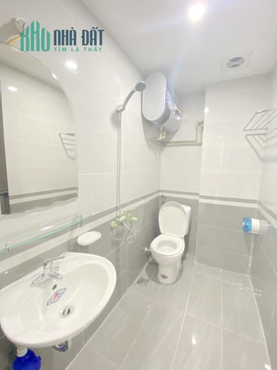 Bán Nhà Phố Hoàng Quốc Việt Quận Cầu Giấy. 79m Xây 9 Tầng Nhỉnh 20 Tỷ. Cam Kết Ảnh Thật Mô Tả Chính