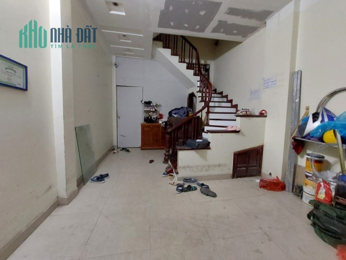 Cho thuê nhà, HGĐ, 40m2, 4T, 4N, cải tạo, Cổ Nhuế, 10 tr.