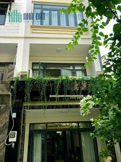 BÁN GẤP NHÀ SỔ HỒNG RIÊNG -HẺM XE HƠI , HUỲNH TẤN PHÁT, THị TRẤN NHÀ BÈ - 4M X 13M